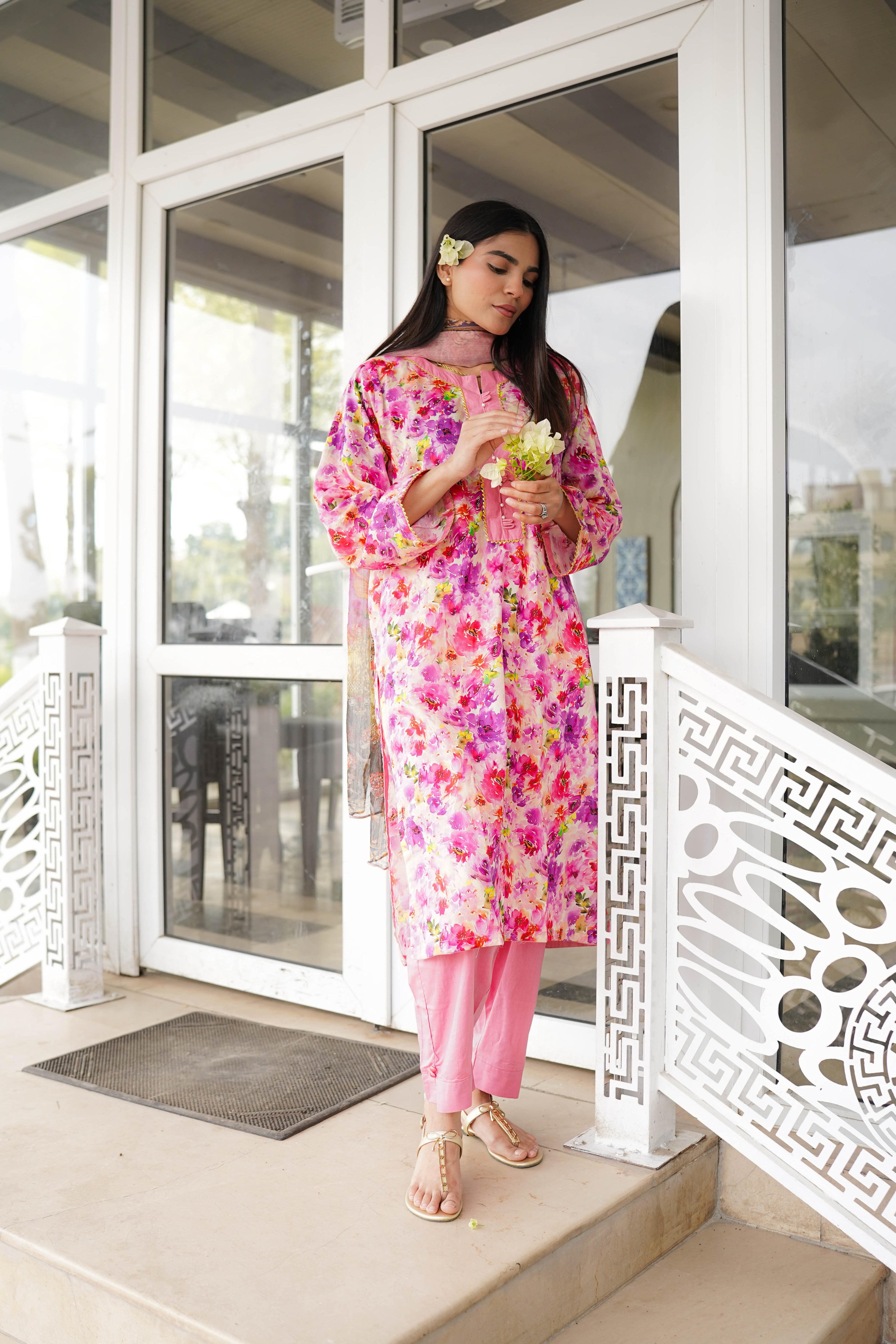 3 Piece – Printed Lawn Suit