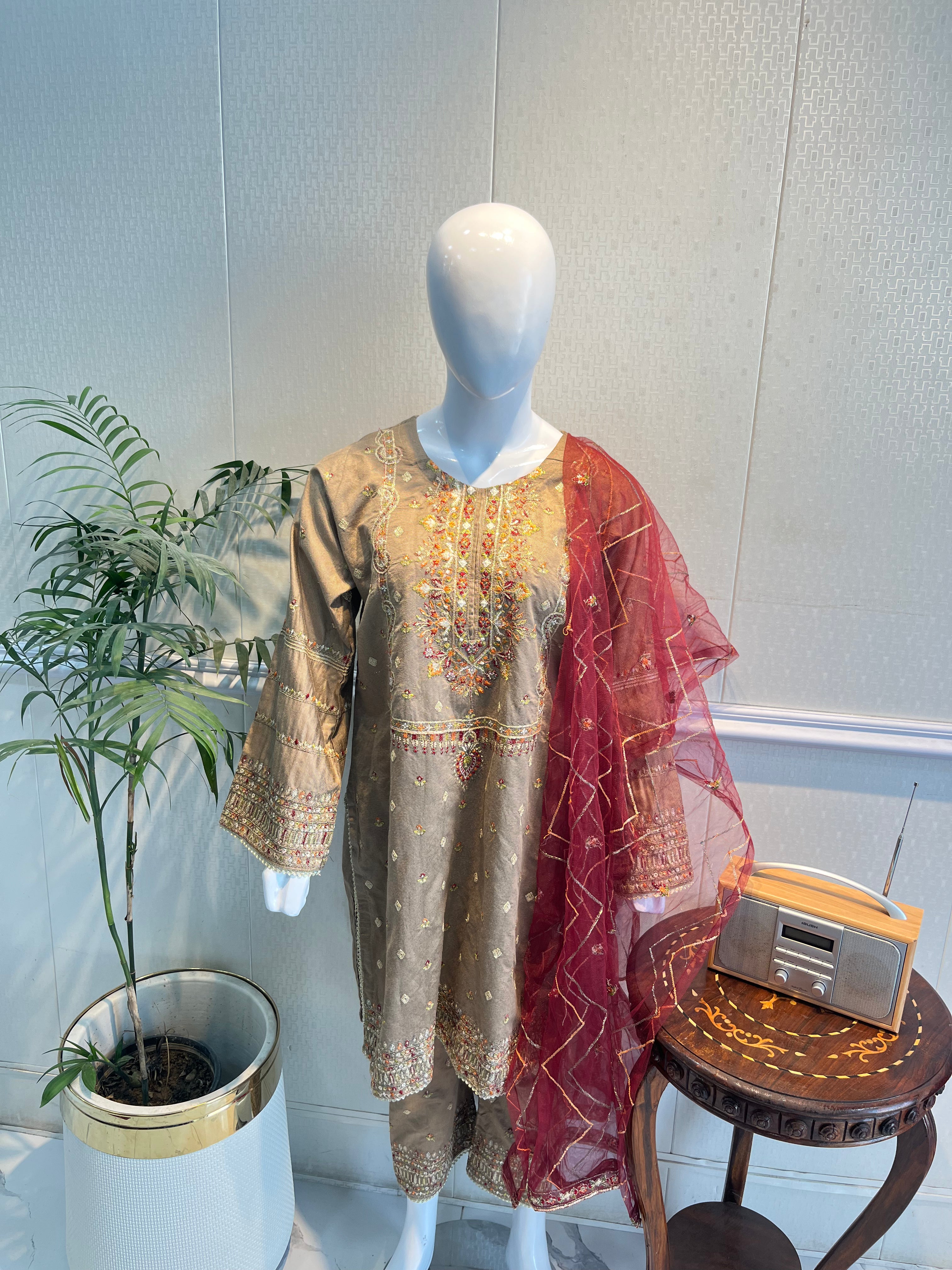 3 Piece - Mix Embroidered Stitch