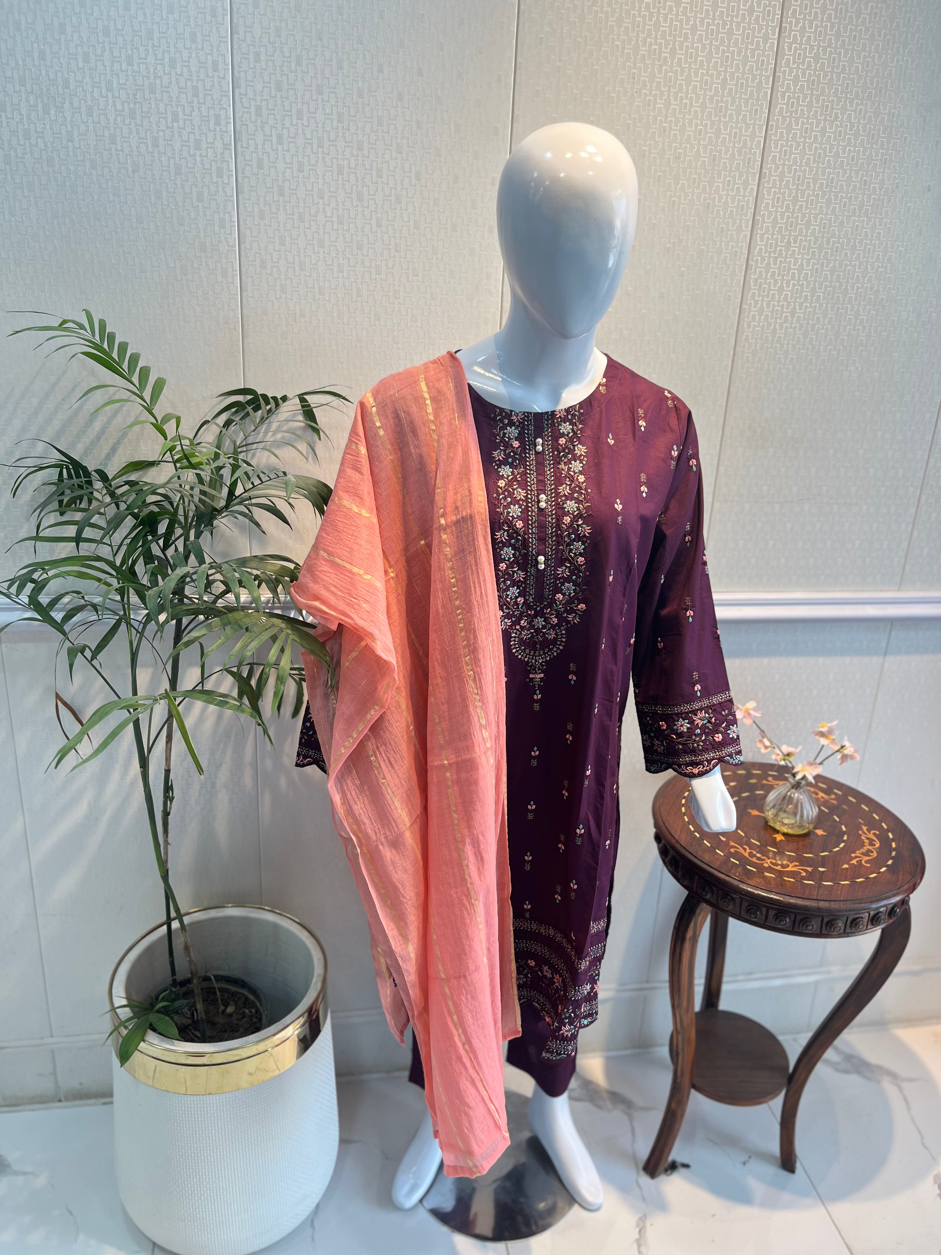 3 Piece - Mix Embroidered Stitch