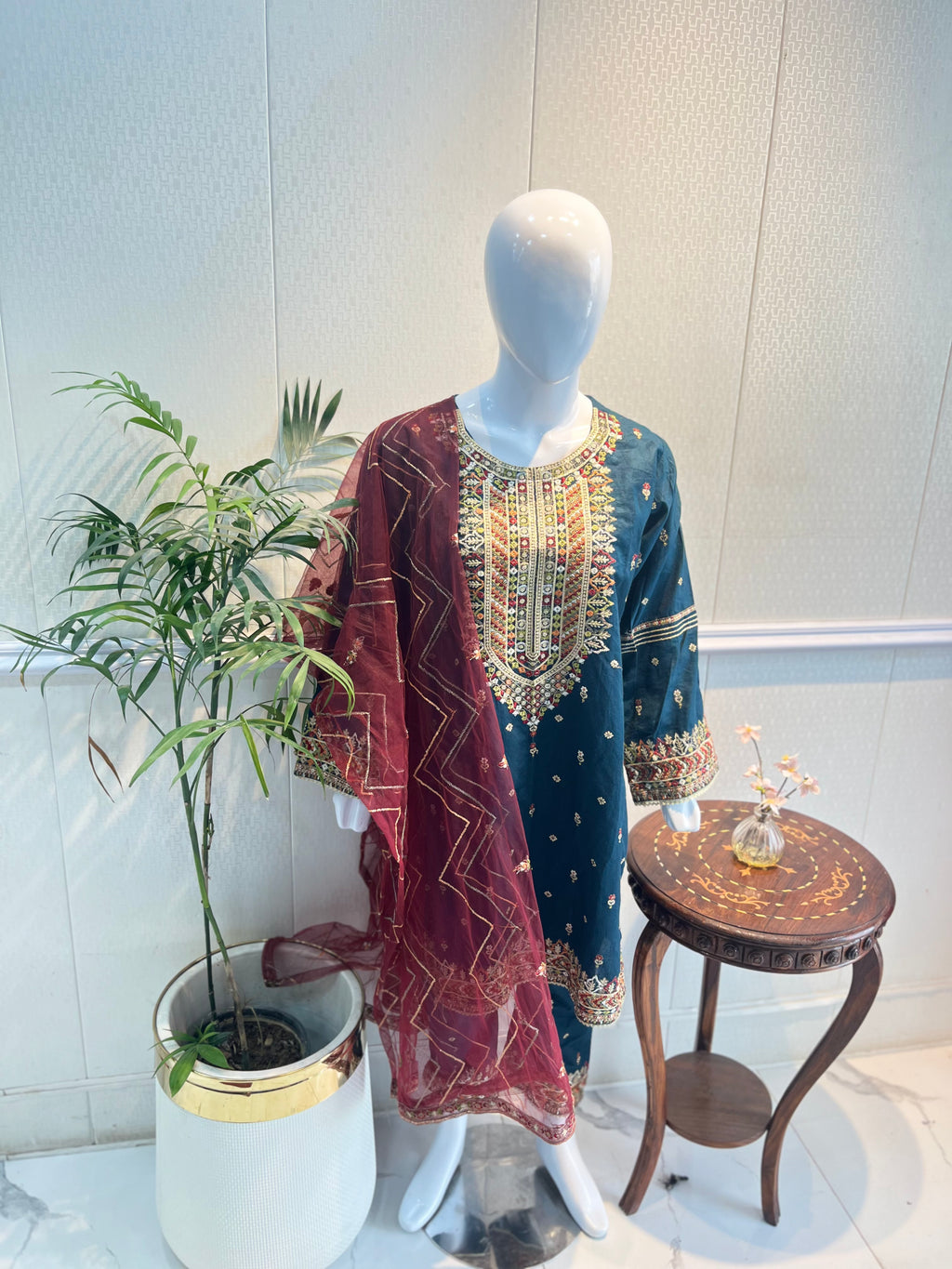 3 Piece - Mix Embroidered Stitch